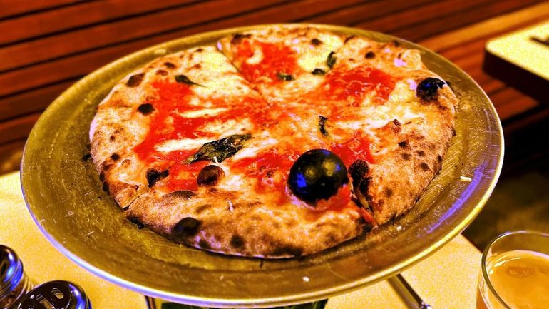 Margherita pizza at Zuzu in Farmingdale.