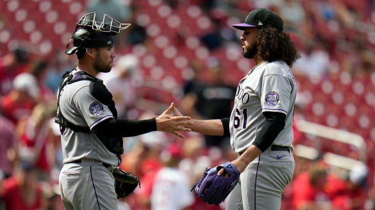 Rockies lose 6-5 to Nationals, waste Austin Gomber's strong start