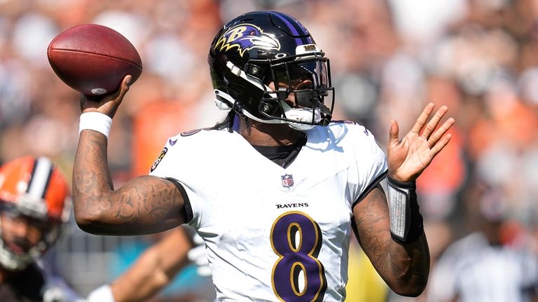 Ravens' stay on road as they head to Pittsburgh to take on