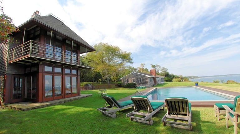 Actor Ewan McGregor once rented this Shelter Island waterfront property,...