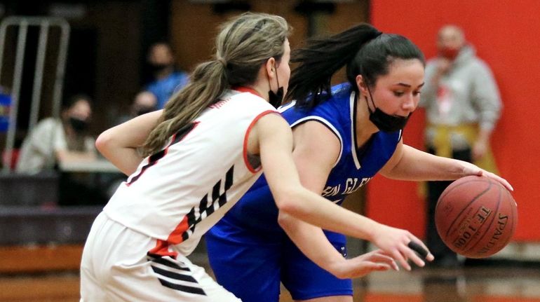 Glenn guard Gabby Andreacchi tries to dribble past Mt. Sinai...