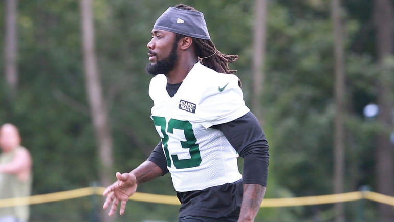 Jets RB Dalvin Cook runs during training camp at the Atlanic Health...