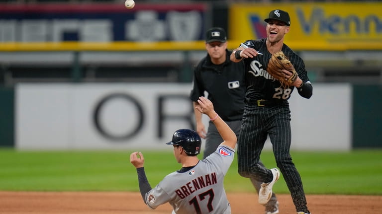 Gavin Sheets celebrates call-up to White Sox with two homers - Chicago  Sun-Times