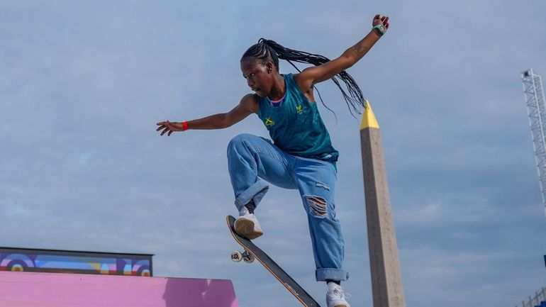 South Africa's Boipelo Awuah gets acquainted with the street skateboarding...