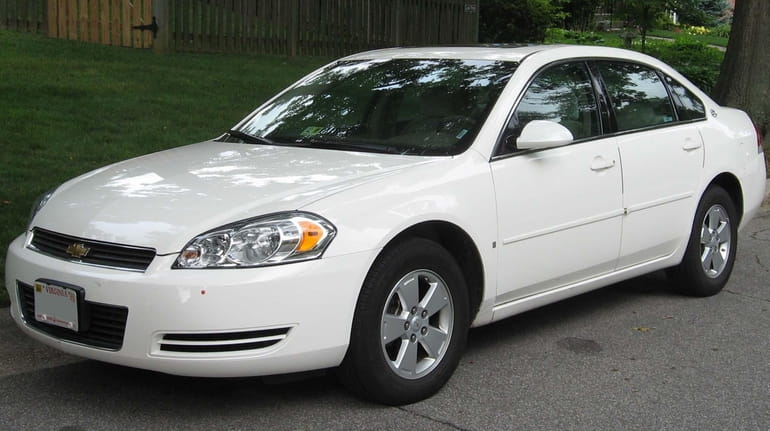 A 2006-2007 Chevrolet Impala photographed in Kensington, Maryland.