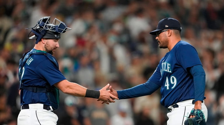 Raleigh hits go-ahead homer as Mariners beat Padres 6-1 - The Columbian