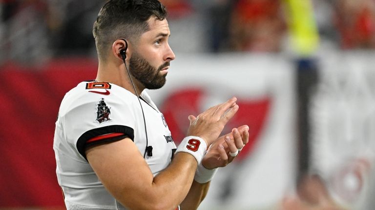 Tampa Bay Buccaneers quarterback Baker Mayfield (6) watches from the...