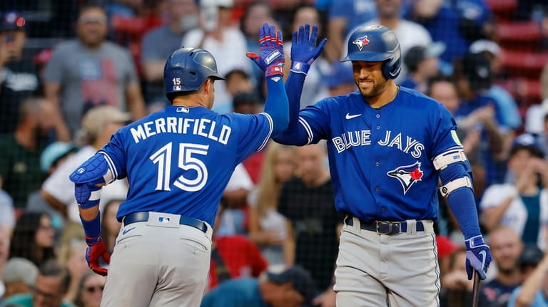 Schneider homers in first MLB at-bat to help Blue Jays beat Red Sox 7-3