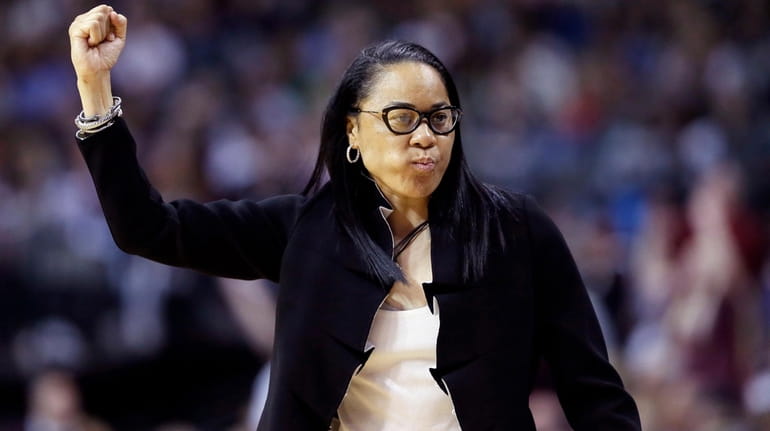 YOU GO GIRL! FORMER TEMPLE COACH DAWN STALEY TAKES THE TITLE FOR  S.CAROLINA!
