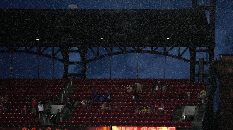 Cardinals-Nationals suspended Friday due to weather; split doubleheader on  tap Saturday