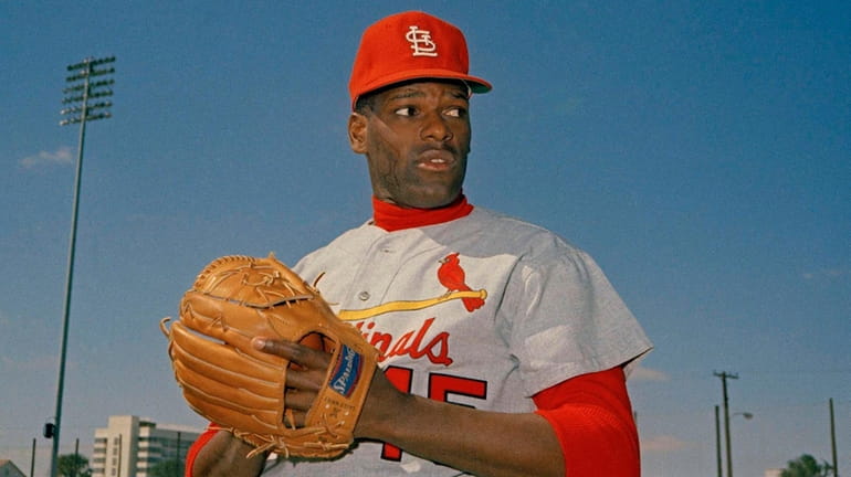 Cardinals Hall of Fame pitcher Bob Gibson dead of cancer at 84