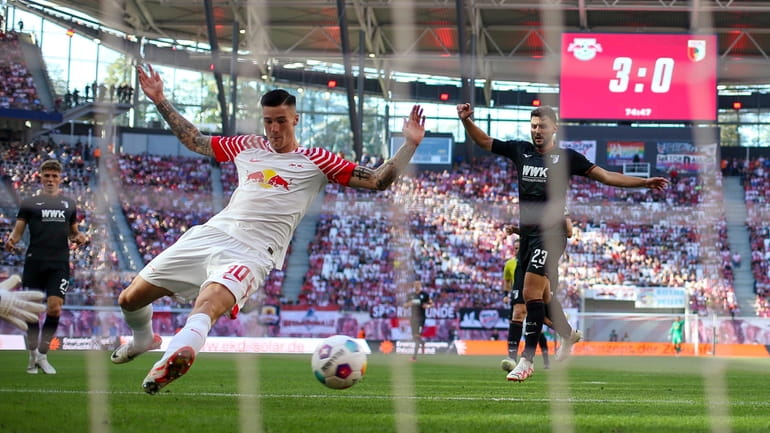 Leipzig's Benjamin Sesko fails in front of goal during the...