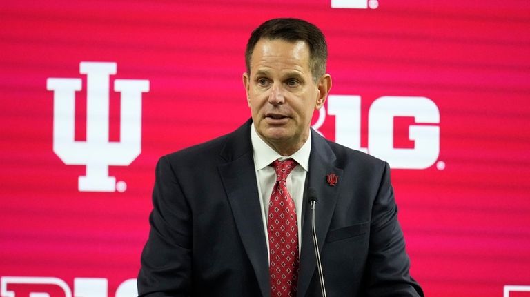 Indiana head coach Curt Cignetti speaks during an NCAA college...