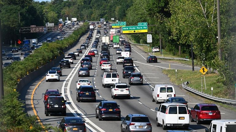  Westbound traffic on the Long Island Expressway in North Hills...