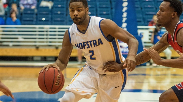 Hofstra Pride guard Ameen Tanksley (2) goes to the basket...