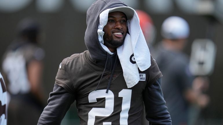 Cleveland Browns cornerback Denzel Ward during an NFL football practice...