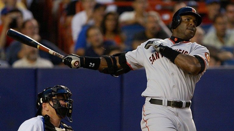 Barry Bonds, the all-time home run king with 762, played...