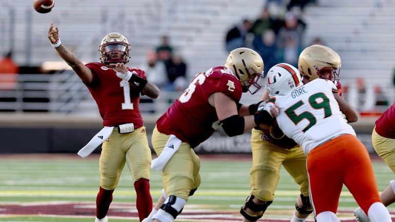 Boston College quarterback Thomas Castellanos (1) passes the ball during...