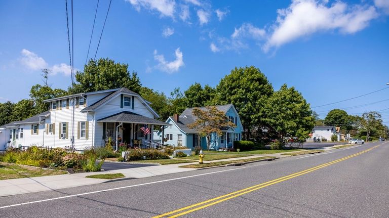 Homes along Washington Avenue.