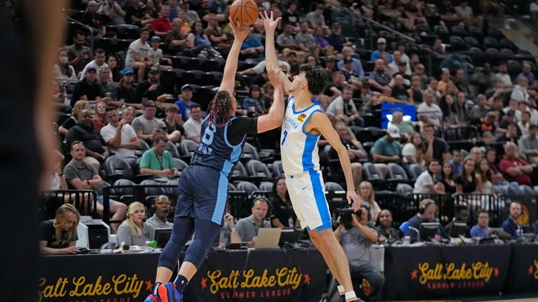 Kenneth Lofton Jr. - Memphis Grizzlies - Game-Worn Summer League Jersey -  Scored 18 Points - 2022 NBA Season