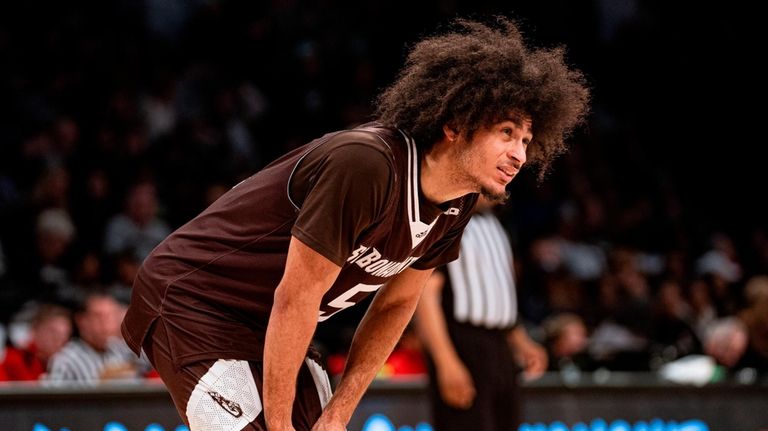 St. Bonaventure's Daryl Banks III reacts during the second half...