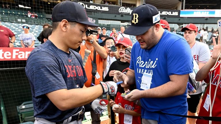 Moniak's homer in 8th inning propels Angels to 2-1 victory over Red Sox