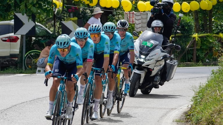 Four Astana Qazaqstan Team riders set the pace for Britain's...