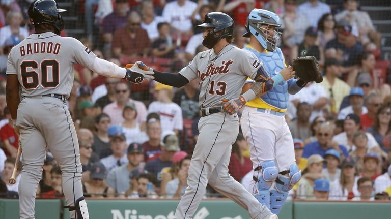 Boston's Houck hit on face by liner off bat of Yankees' Higashioka