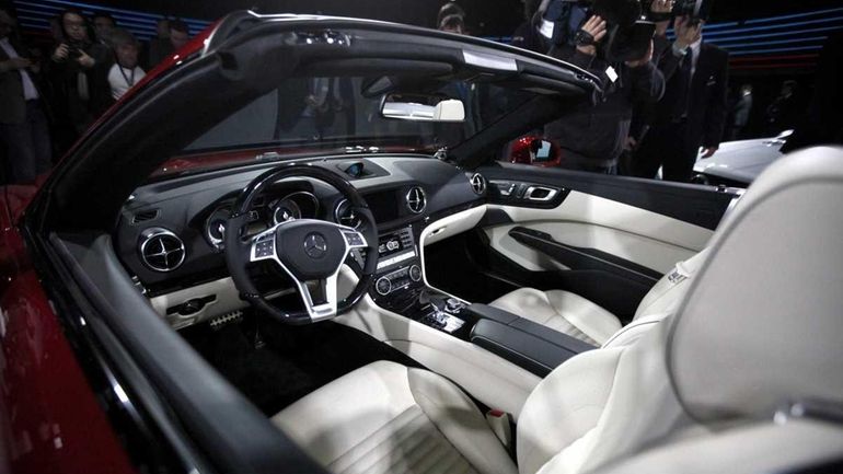 Mercedes-Benz unveils the all-new sixth-generation SL 550 on the eve...