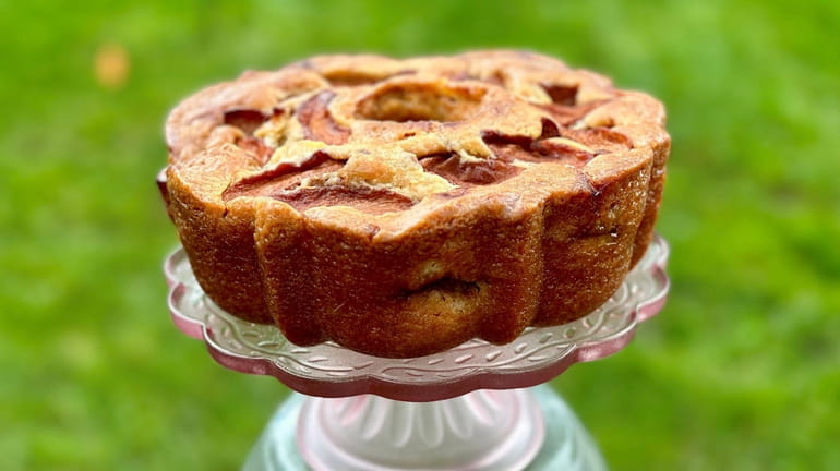 Orwashers, the Roslyn Heights bakery, has introduced an apple cake...