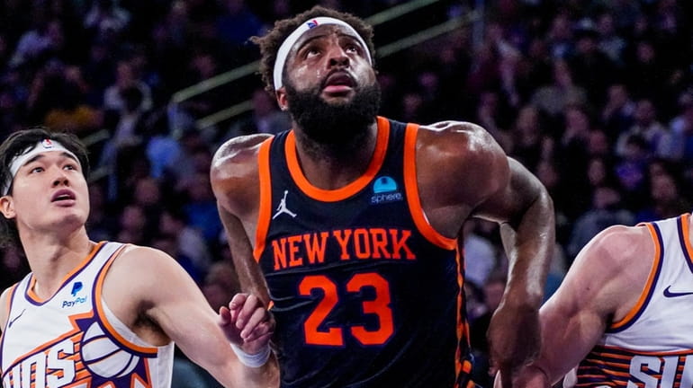 Knicks' OG Anunoby back to practice and close to return - Newsday