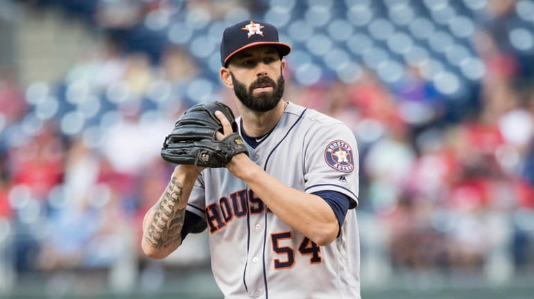 the joy of sox: Astros' System Of Stealing And Relaying Signs In 2017 Is  Confirmed By Four People, Including Pitcher Mike Fiers; Numerous Videos Of  Astros Home Games With Tell-Tale Banging Before