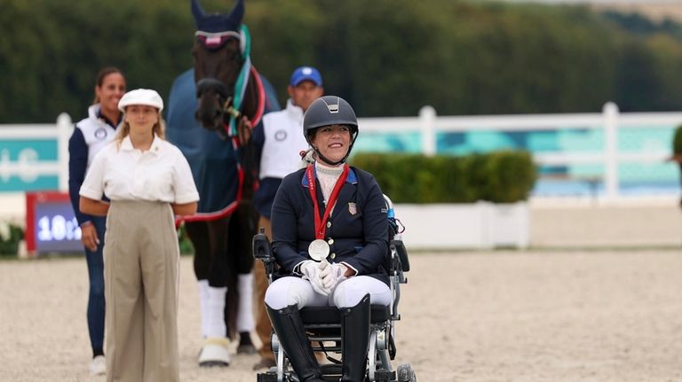 Roxanne Trunnell of the U.S. celebrates her silver medal in...