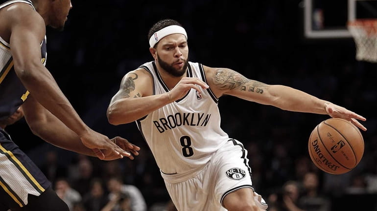Deron Williams Nets Game Used Jersey Shows Use