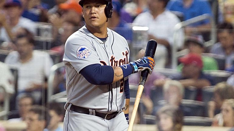 Detroit Tigers: Downfall of Miguel Cabrera the Struggling Power Hitter