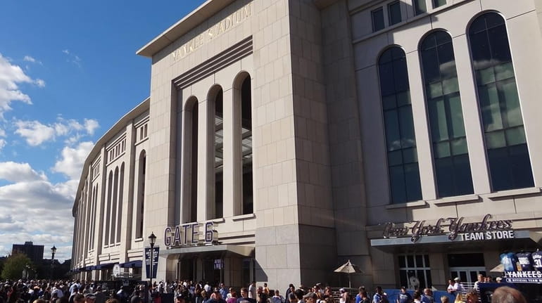 New York Yankees host back-to-school supplies drive - Newsday