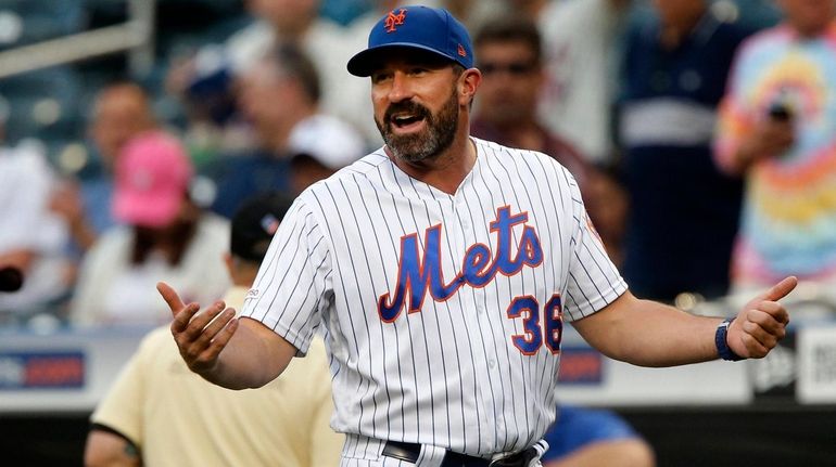 Mickey Callaway is not the only NL East manager who'll be under