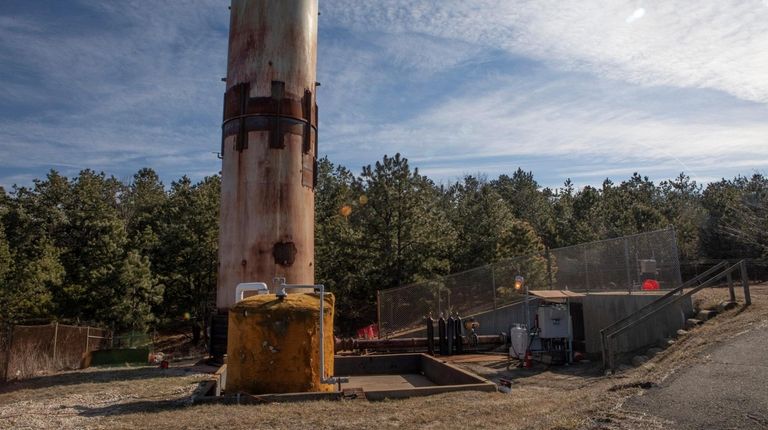 Ground flare gas system at the Brookhaven Town landfill in...