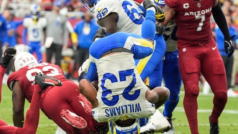 Los Angeles Rams running back Kyren Williams (23) scores a...