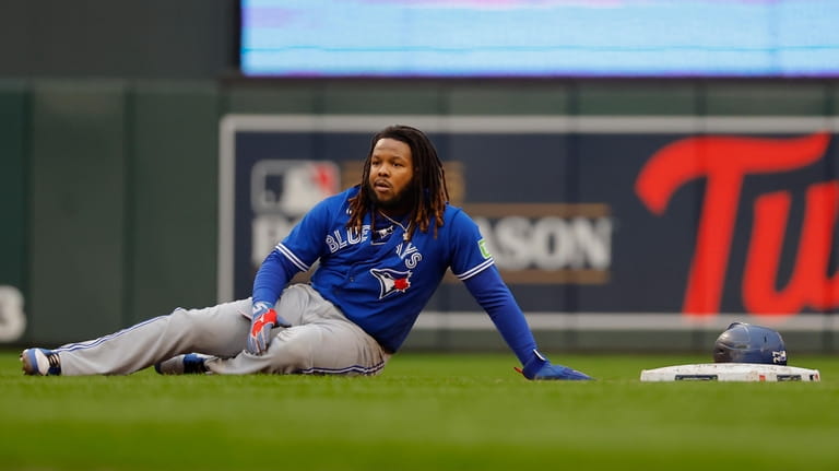 Bo Bichette displays multiple tools in win