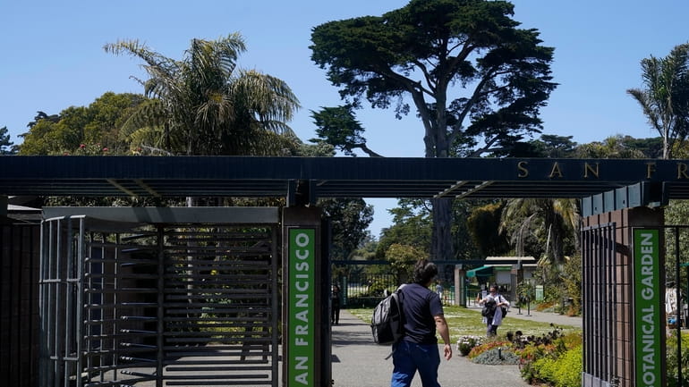 People visit the Botanical Garden in San Francisco's Golden Gate...