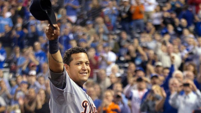 Detroit Tigers' Miguel Cabrera waves to the crowd after being...