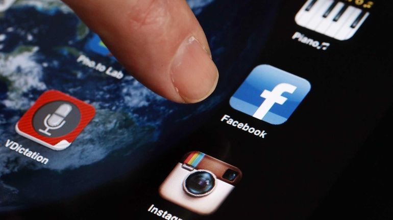 Instagram now has more users than Twitter after announcing their...