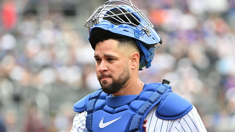 Gary Sanchez makes Mets debut in Game 1 of doubleheader