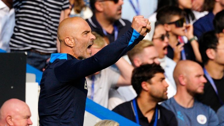 Chelsea's head coach Enzo Maresca reacts during the English Premier...