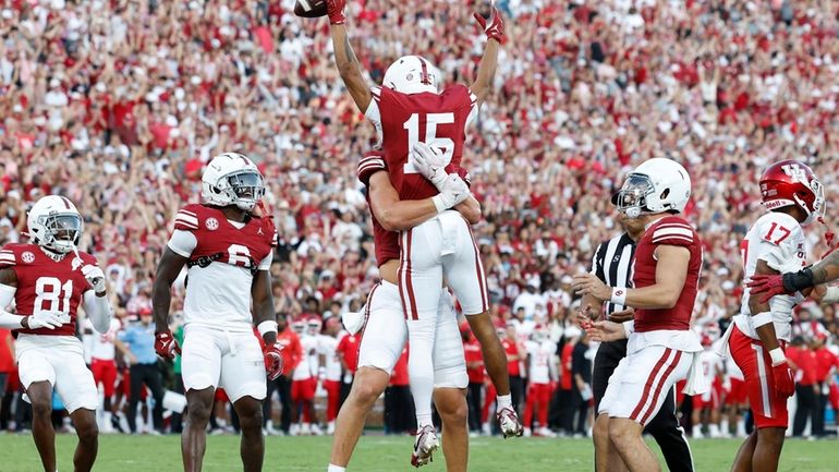 Oklahoma wide receiver Brenen Thompson (15) celebrates after scoring a...