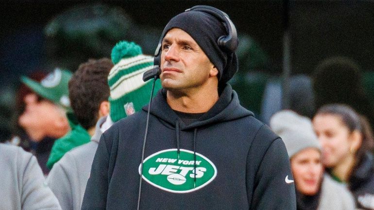 Jets head coach Robert Saleh looks on during the second...