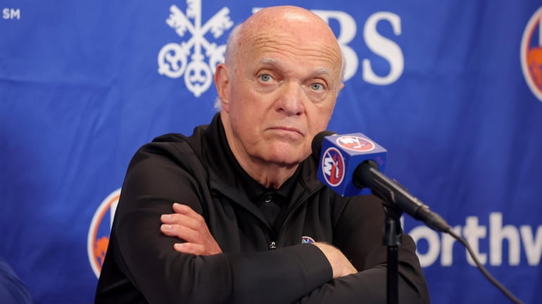 Islanders general manager Lou Lamoriello speaks to the media at...