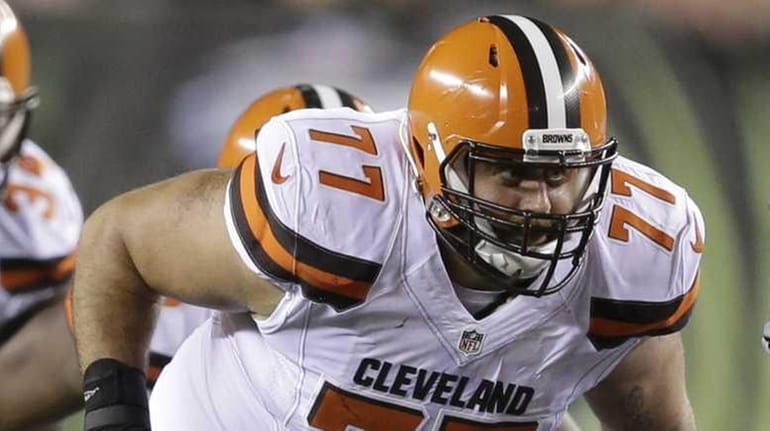 The Browns' John Greco plays against the Bengals on Nov....