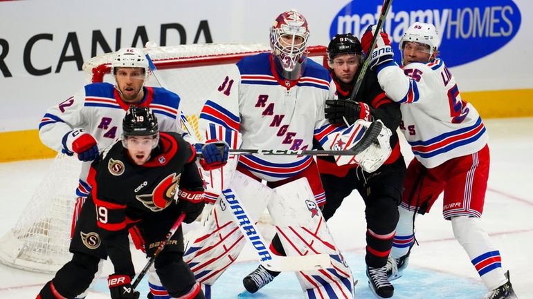 Rangers center Nick Bonino (12), Ottawa Senators right wing Drake...